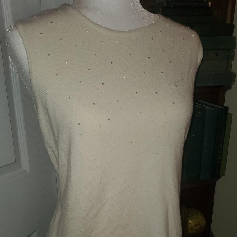 Vintage Unbranded Pearl Embellished Sweater Knit Tank Top Shell